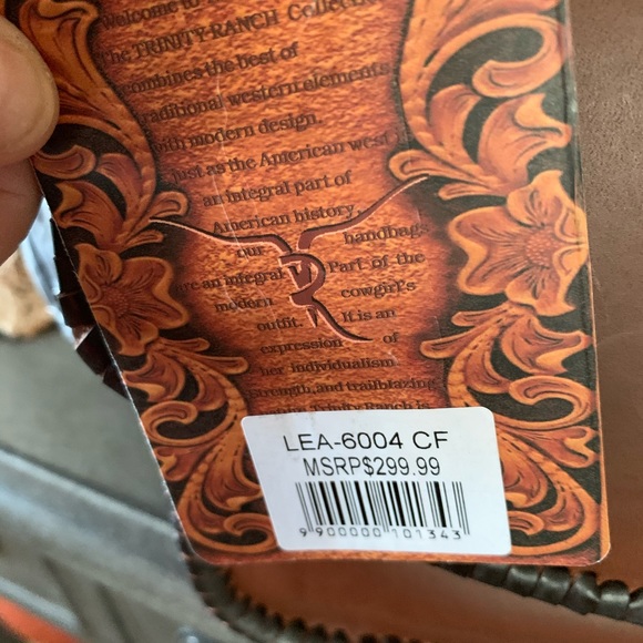 Handbag - Picture 4 of 6